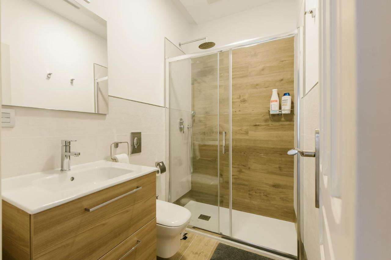T1, Tirso De Molina, Luminoso Y Tranquilo Appartement Sevilla